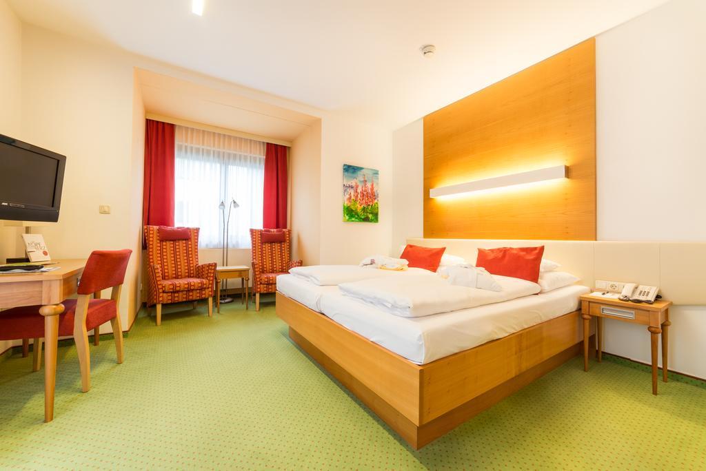Vitalzeit Hotel Weber Bad Schönau 외부 사진